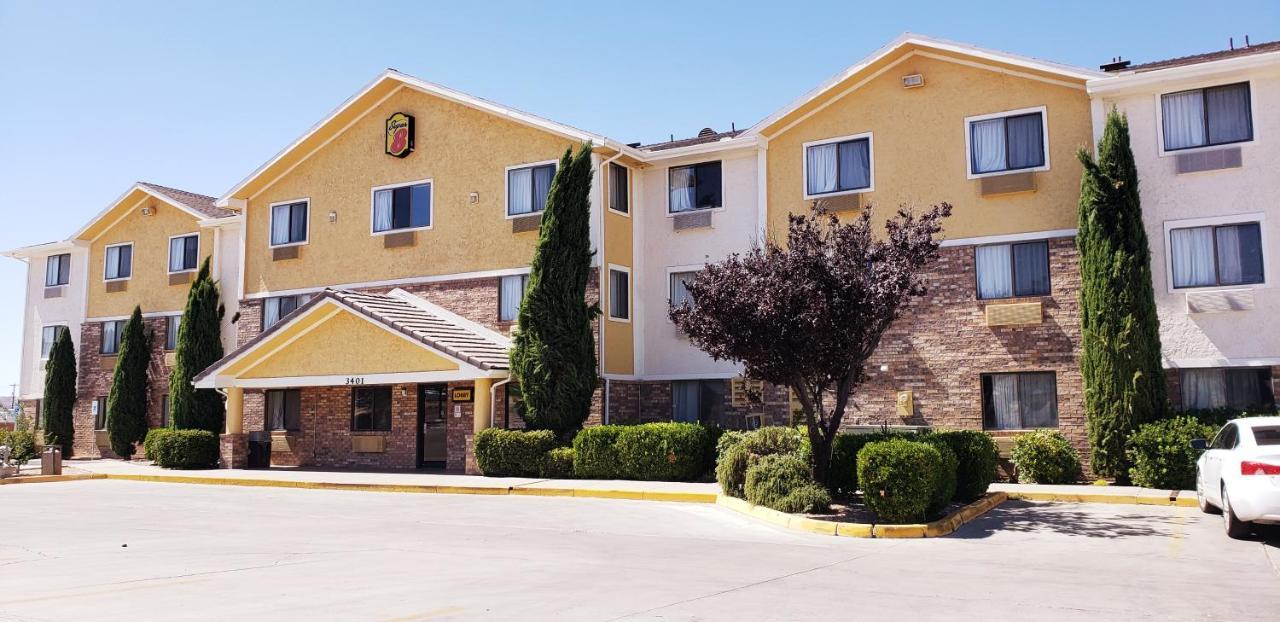 Super 8 By Wyndham Kingman Otel Dış mekan fotoğraf